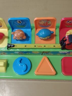 Toys R Us Pop-Up Shape &Color Toy - Blue, Orange, Green, Red Y1294X